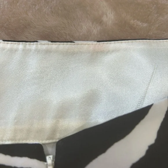 Banana Republic Zebra Print Maxi Skirt New NOTE Size 2 Fits size 6 slight flaw - Picture 3 of 10